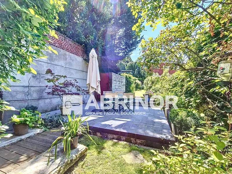 Maison, 220 m²