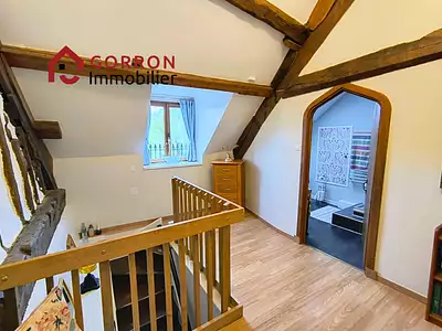 Maison, 248 m²