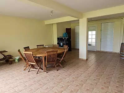 Maison, 177 m²