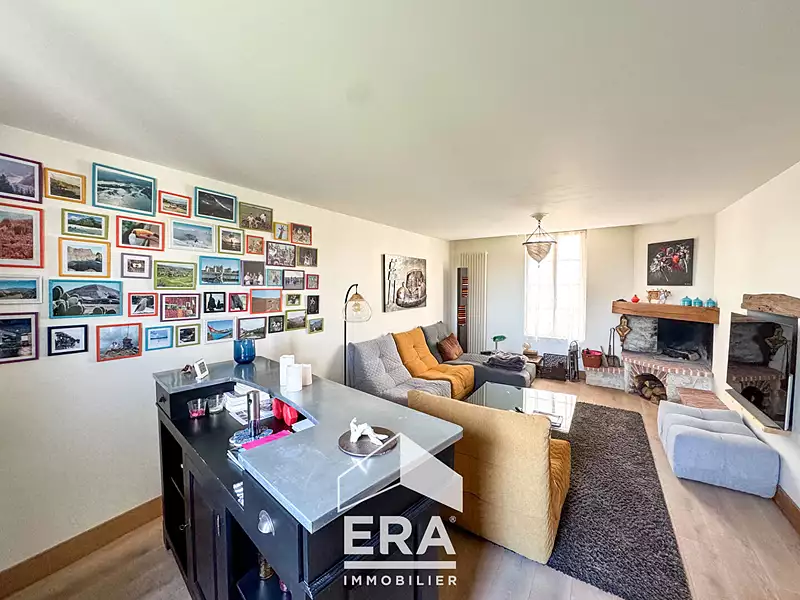 Maison, 250 m²