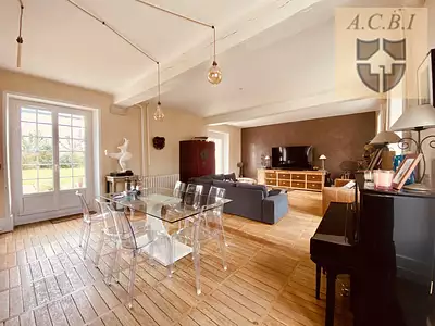 Maison, 273 m²