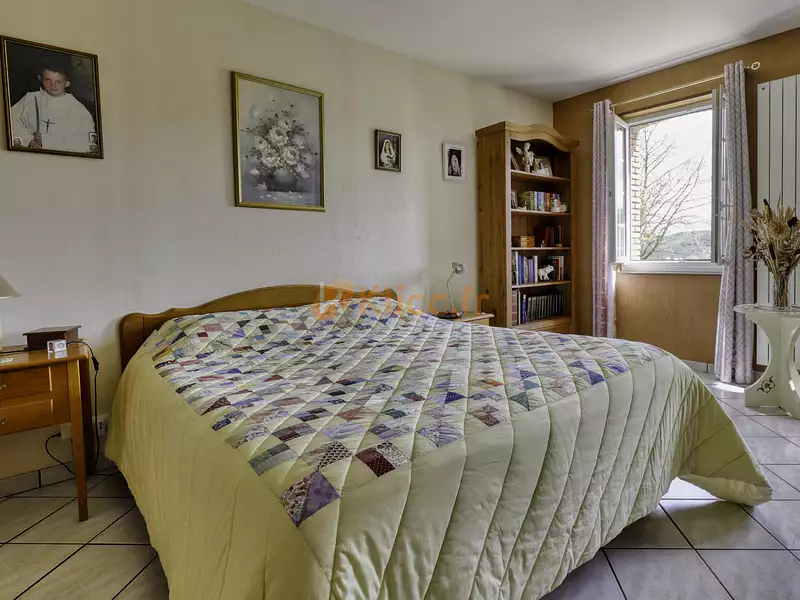Maison, 210 m²