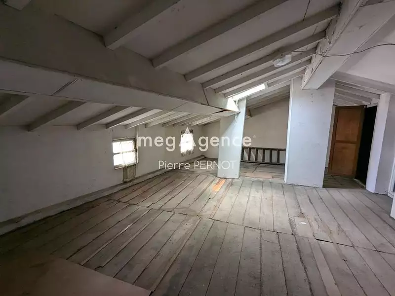 Maison, 141 m²