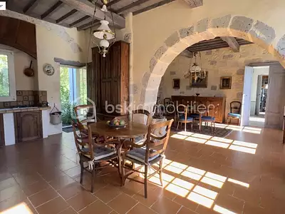 Maison, 800 m²