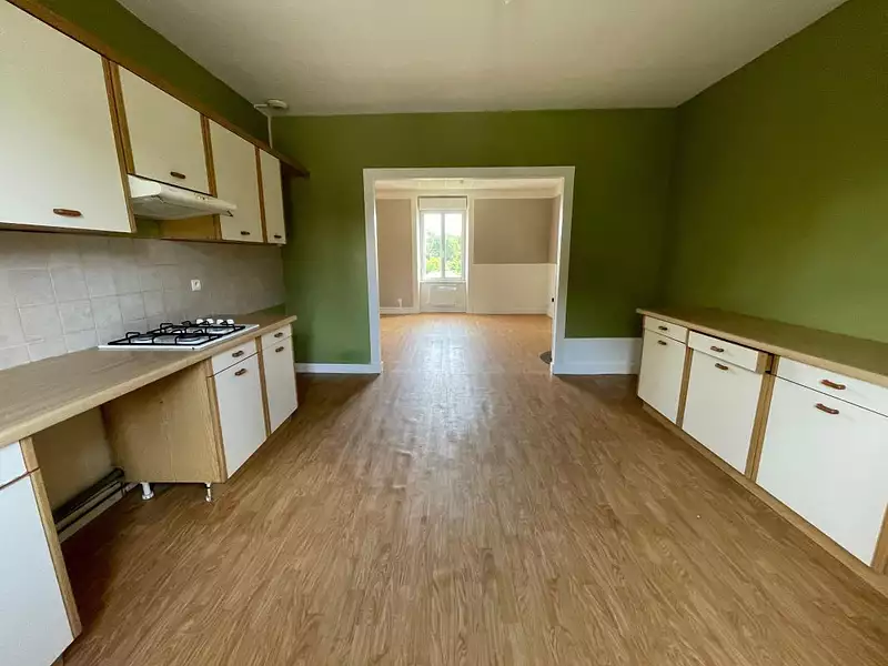 Immeuble, 145 m²