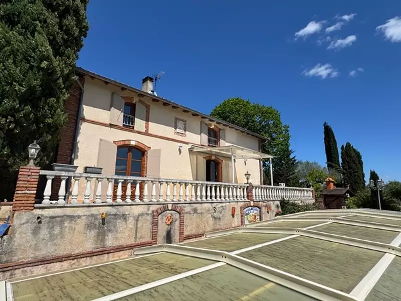 Maison, 277 m²