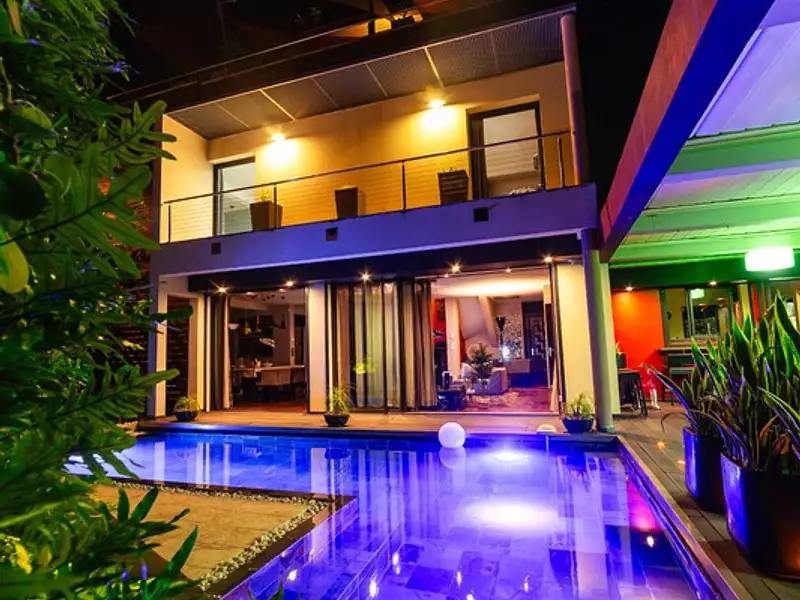 Maison, 305 m²