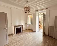 Immeuble, 150 m²