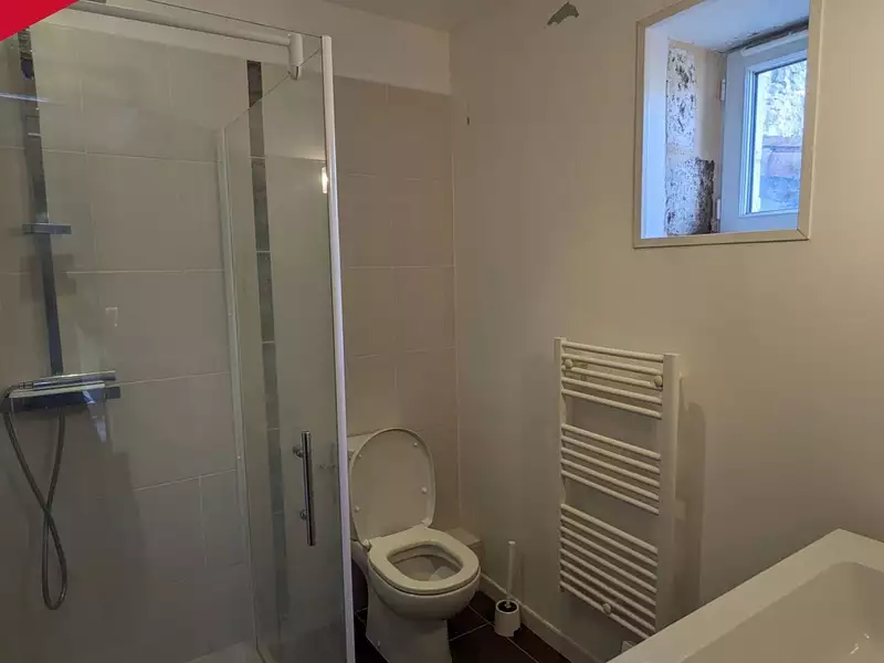 Maison, 250 m²