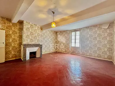 Maison, 240 m²