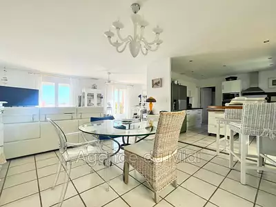 Maison, 113 m²