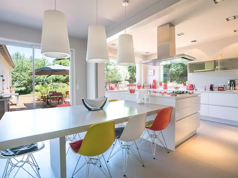 Maison, 220 m²