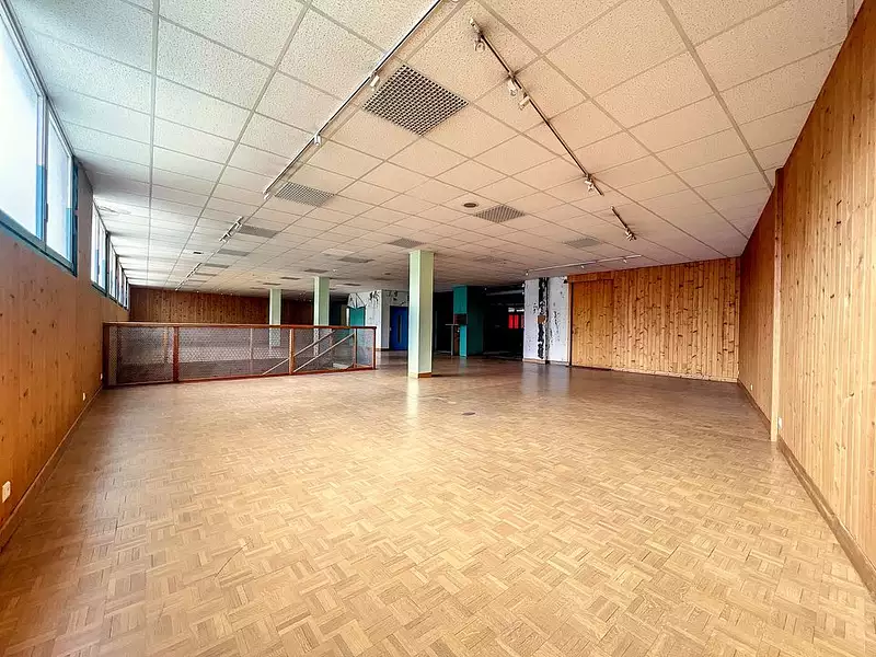 Immeuble, 1 050 m²