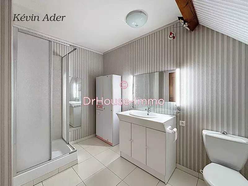 Maison, 245 m²
