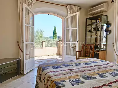 Maison, 350 m²