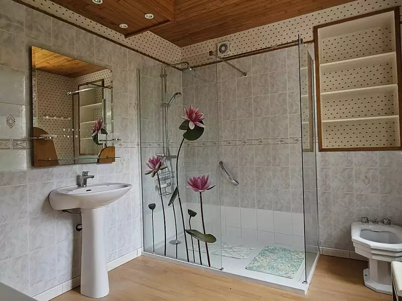 Maison, 350 m²