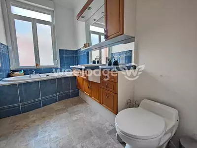 Maison, 166 m²