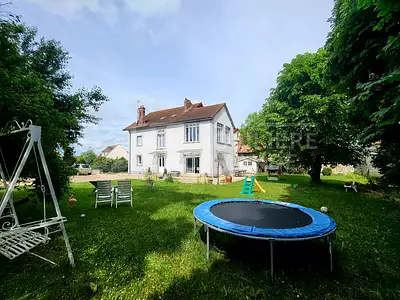 Maison, 295 m²