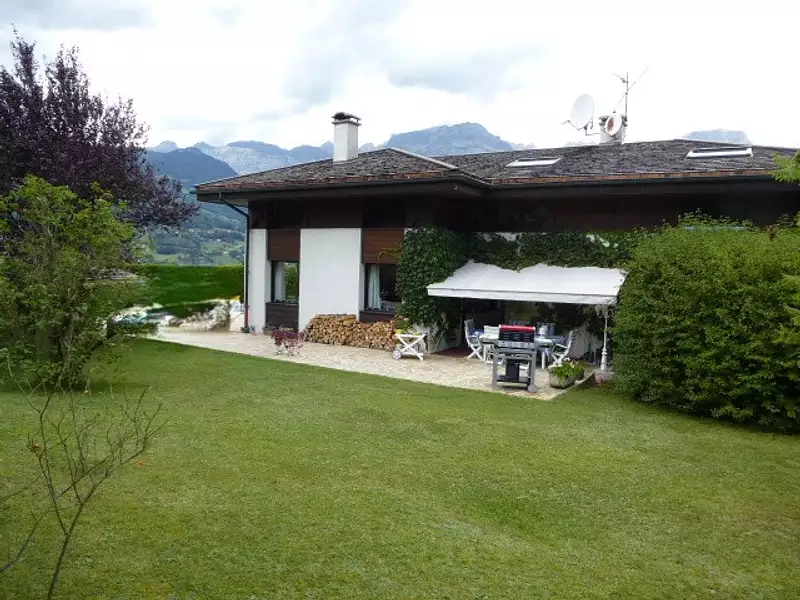 Maison, 263 m²