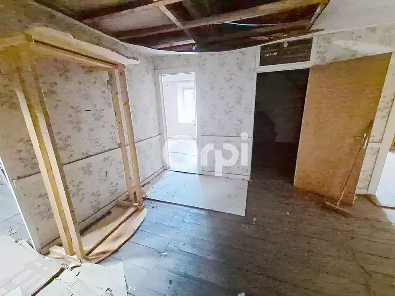 Maison, 240 m²