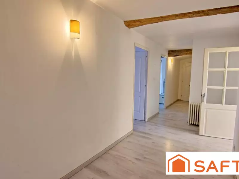 Immeuble, 289 m²