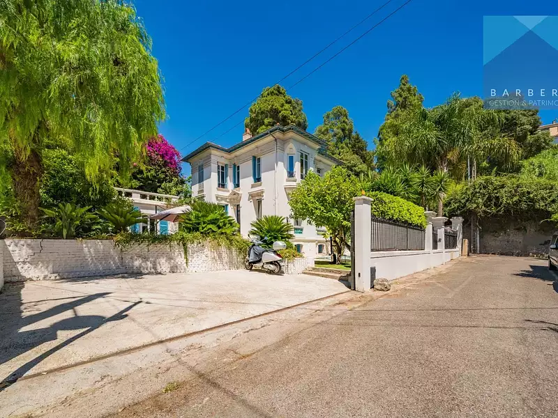 Maison, 217 m²
