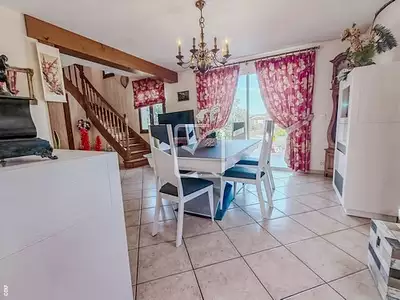 Maison, 144 m²