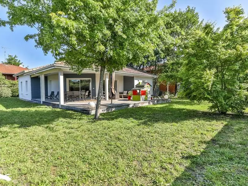 Maison, 105 m²
