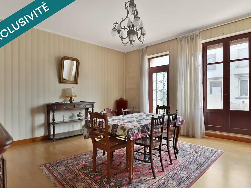 Maison, 217 m²