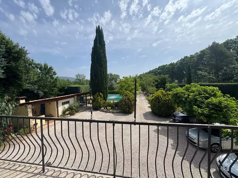Maison, 237 m²