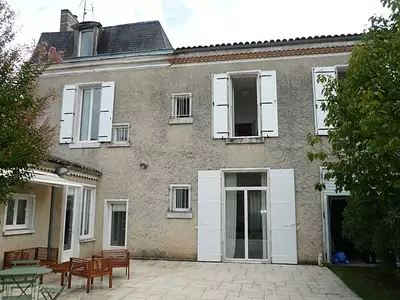 Maison, 231 m²