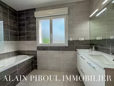 Maison, 105 m²