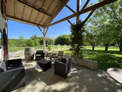 Maison, 235 m²