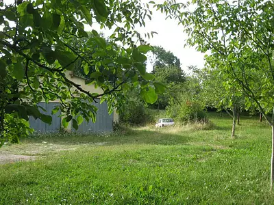 Terrain, 2 000 m²