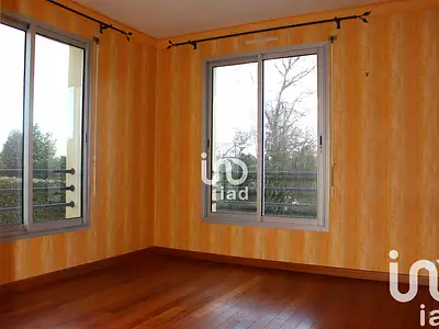 Maison, 225 m²