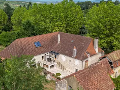 Maison, 340 m²