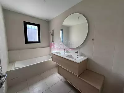 Maison, 142 m²