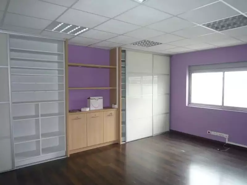 Divers, 1 084,02 m²