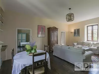 Maison, 331 m²