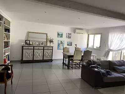 Maison, 222 m²