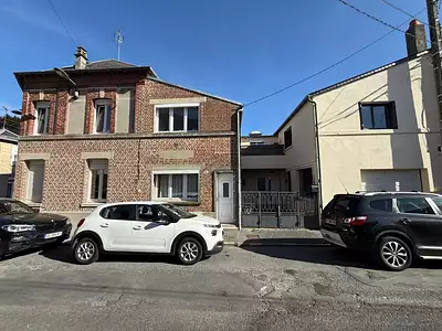 Maison, 250 m²