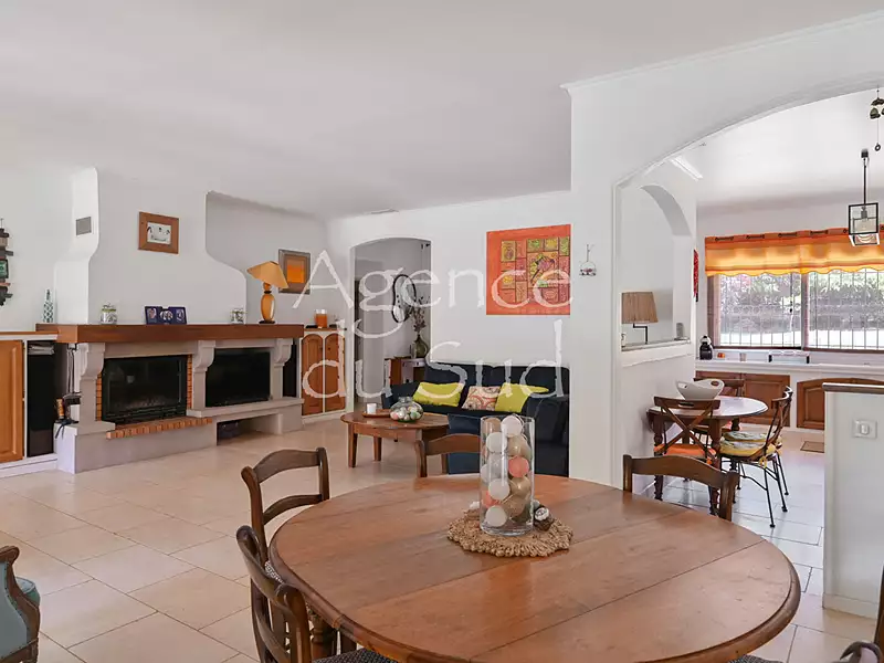 Maison, 162 m²