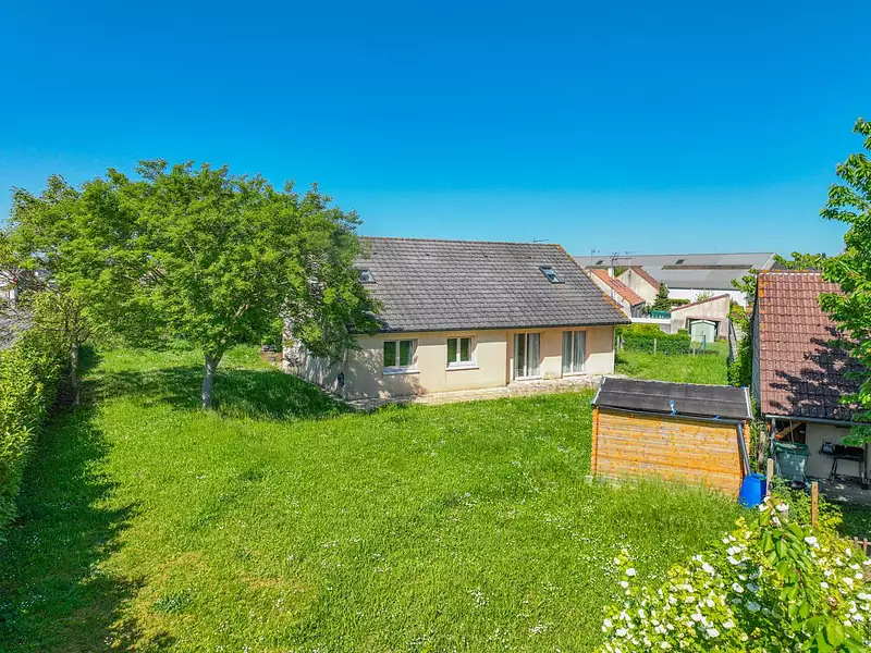 Maison, 151 m²