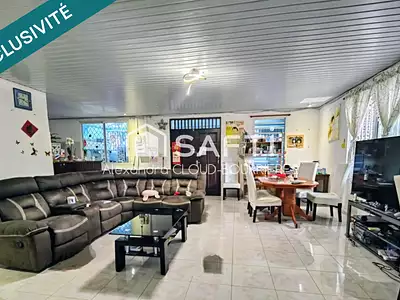 Maison, 153 m²