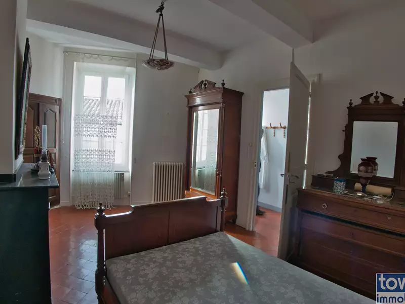 Maison, 220 m²