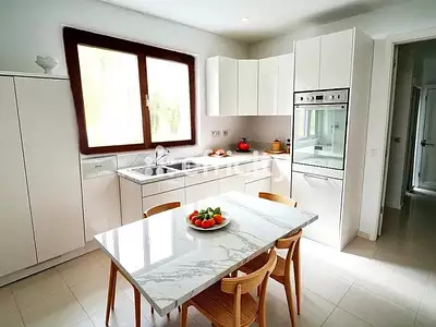 Maison, 190 m²