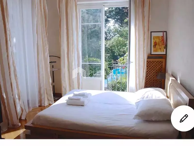 Maison, 270 m²