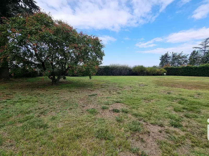 Terrain, 838 m²