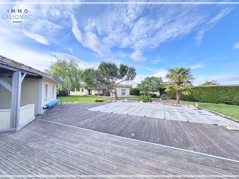 Maison, 181 m²
