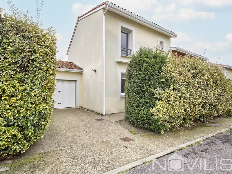 Maison, 87 m²